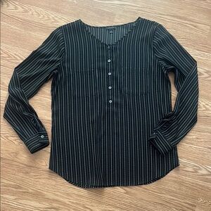 Ann Taylor Black Fitted Buttoned Blouse
